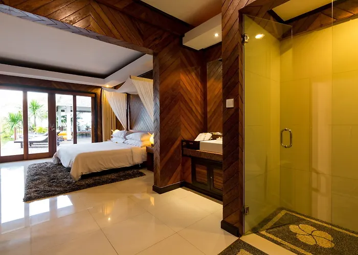 Hotel Airis Luxury & *