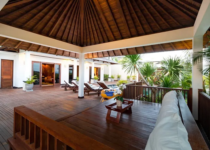 Hotel Airis Luxury & *